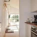 別荘 Amazing Home In Gudhjem With Wifi グドイェム