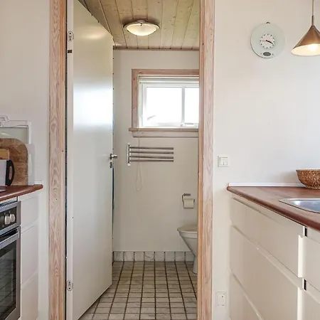 3 Bedroom Gorgeous In Holiday home *