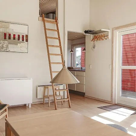3 Bedroom Gorgeous In Holiday home Gudhjem